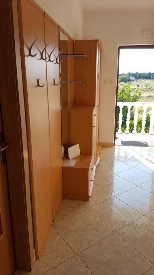 Kuca Za Odmor Luca Apartamento Posedarje Exterior foto
