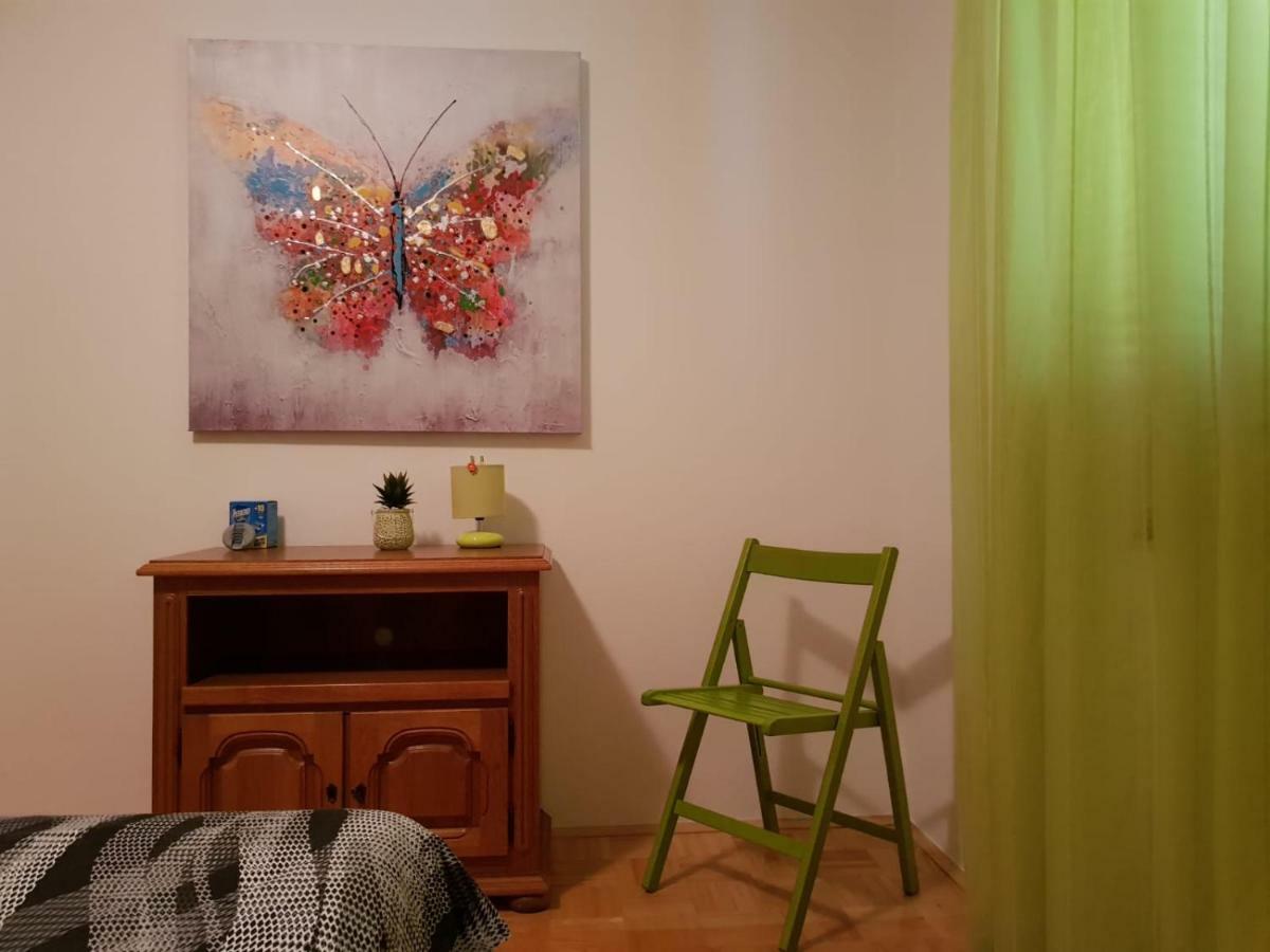 Kuca Za Odmor Luca Apartamento Posedarje Exterior foto